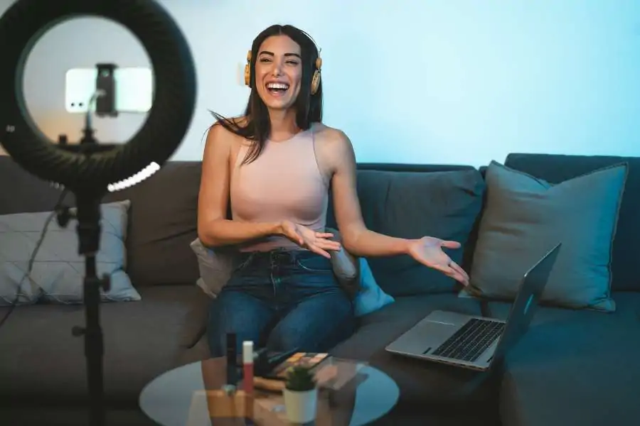 Micro e Macro Influencer – Quale Scegliere Micro e Macro Influencer: Quale Scegliere?